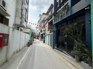 Lô đất tứ liên  1 nhà ra oto tránh diện tích rộng phù hợp xây ccmini, homestay