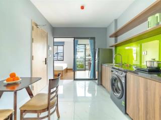 Tòa căn hộ 7 tầng mỹ khê, sơn trà, 11 phòng lớn, đang cho đơn vị vận hành thuê 90tr, giá 2x tỷ