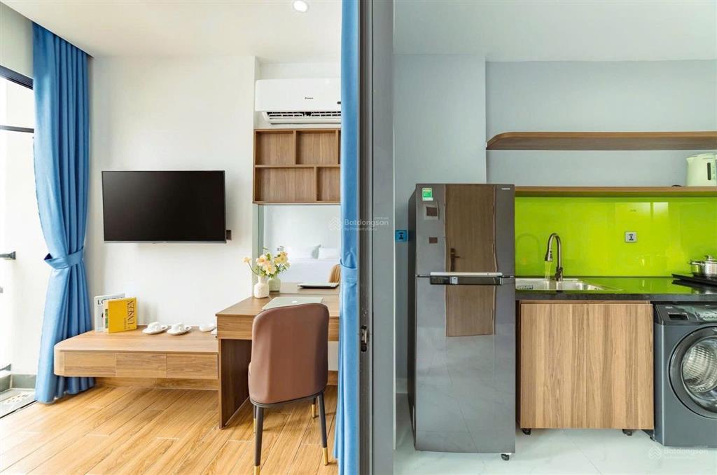 Tòa căn hộ 7 tầng mỹ khê, sơn trà, 11 phòng lớn, đang cho đơn vị vận hành thuê 90tr, giá 2x tỷ