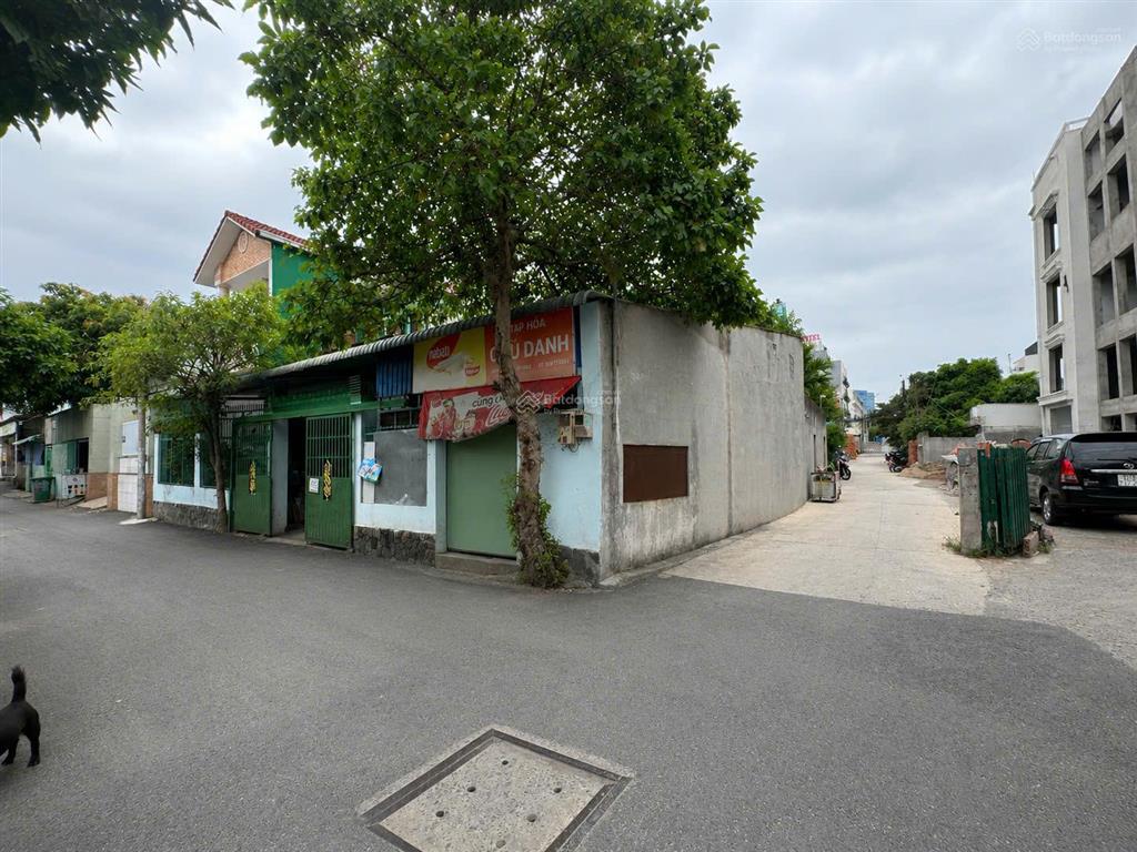 Bán lô góc 2 mặt tiền  hẻm 526, linh đông, thủ đức 77.4m2 (full thổ cư)  30m ra phạm văn đồng