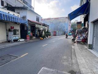 Tiền đẻ ra tiền  chủ gấp bán nhà 9pn ung văn khiêm phường 25  thu nhập ổn định.