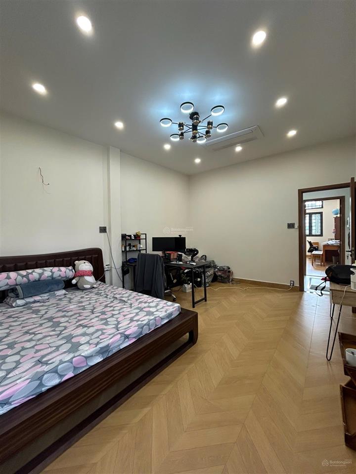 Bán nhà mt ngô đức kế nở hậu 8m6, phường bình thạnh  gpxd 9 tầng  cho phép công chứng dài hạn