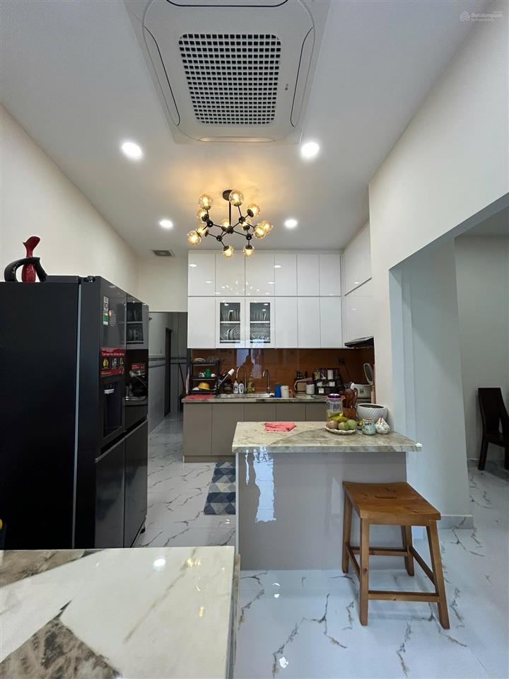Bán nhà mt ngô đức kế nở hậu 8m6, phường bình thạnh  gpxd 9 tầng  cho phép công chứng dài hạn