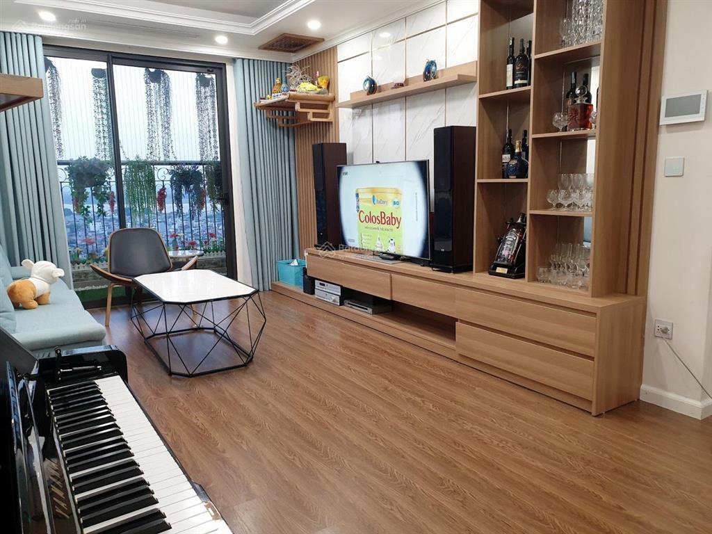Chỉ 8,2 tỷ  bán căn 3 ngủ 3 ban công 95m2 giá hời sunshine garden