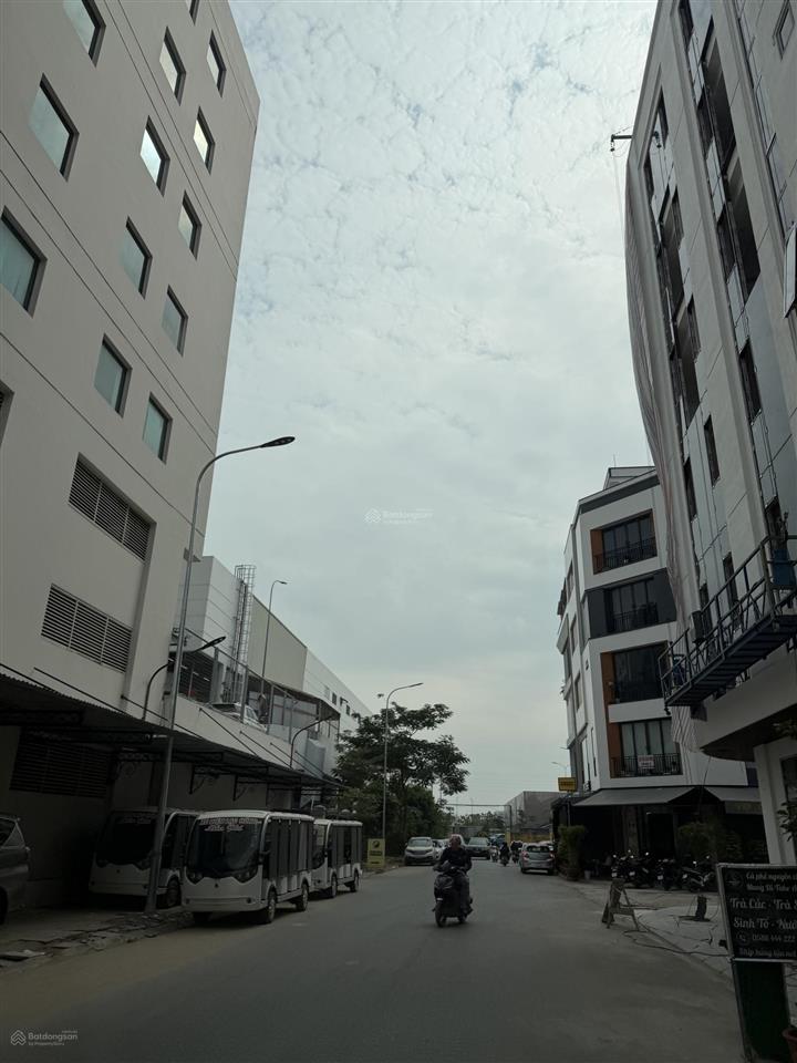 Bán đất tái định cư chợ hoa quả  vin imperia. dt 54m sổ đỏ giao dịch ngay