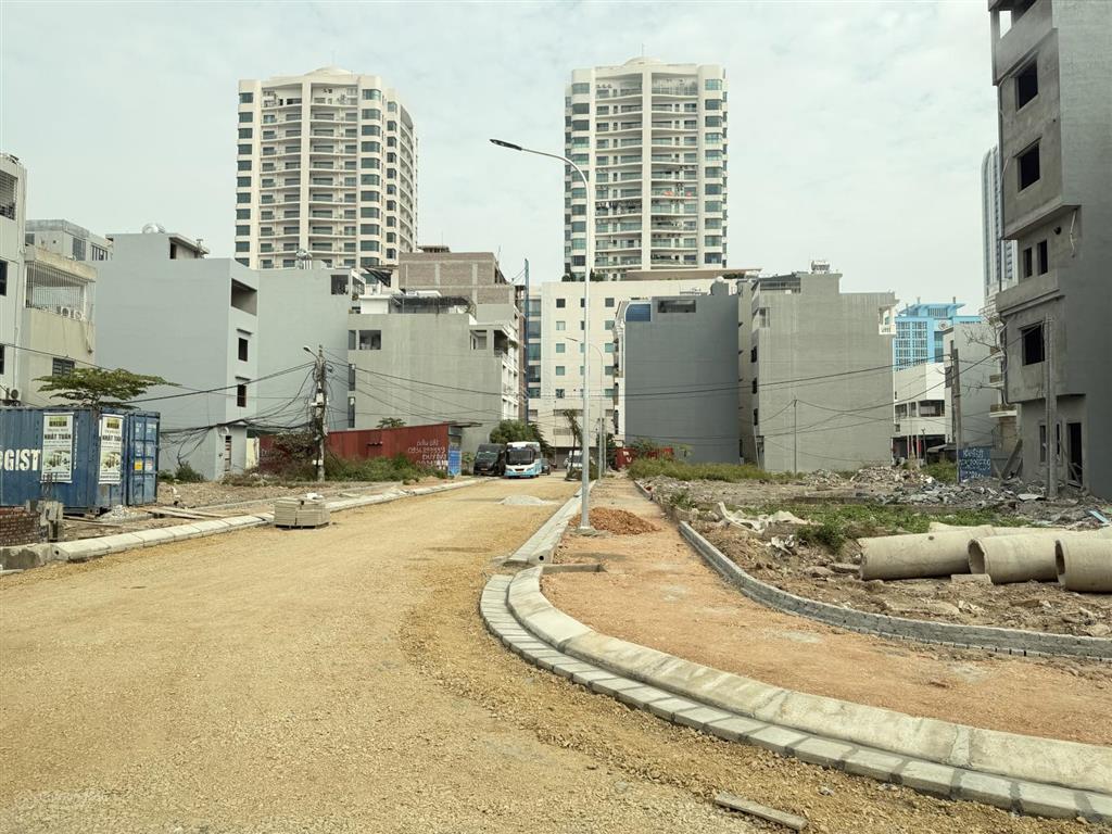 Bán đất tái định cư chợ hoa quả  vin imperia. dt 54m sổ đỏ giao dịch ngay