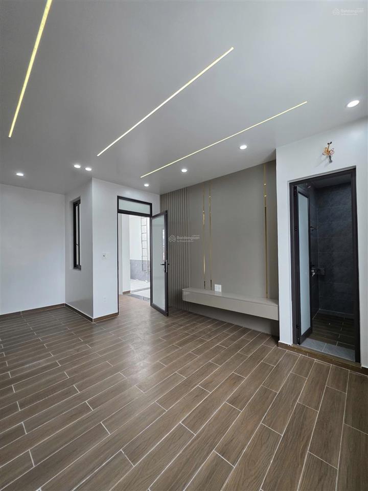 Bán nhà mặt ngõ phố trung tâm lạch tray