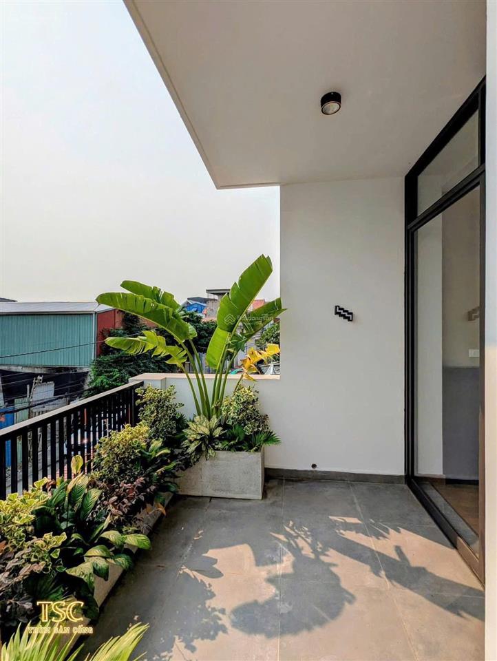 Bán nhà tđc hồ sen có thang máy
