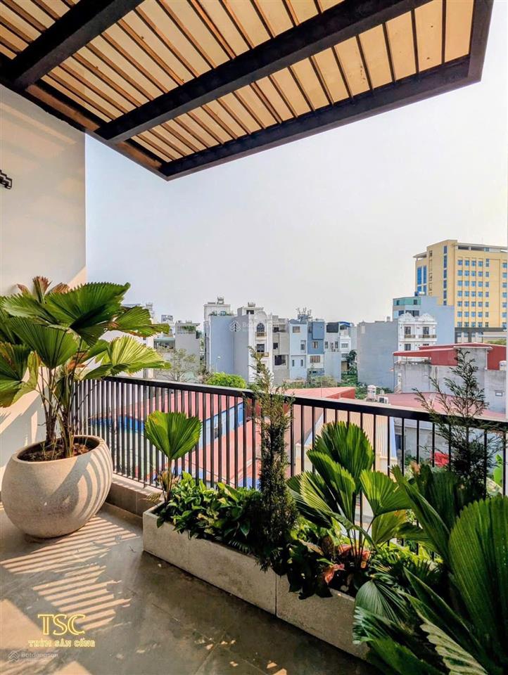 Bán nhà tđc hồ sen có thang máy