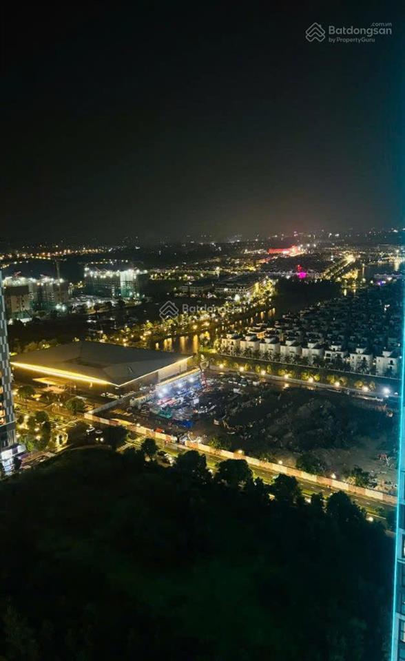 Bán căn 1pn+ tầng cao, full đồ đẹp, căn hộ view hồ ngọc trai mà giá có 3,8tỷ  0868 984 *** xem nhà
