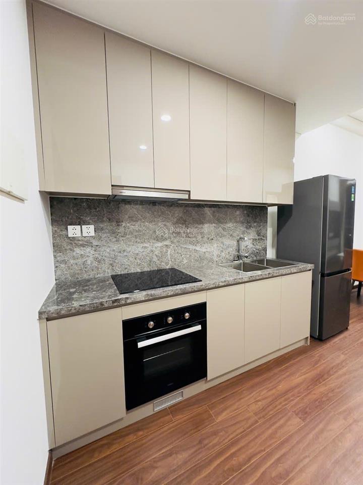 Cho thuê ch 2pn2wc cao cấp masteri full đồ đẹp, tầng trung, view trực diện biển hồ  0868 984 ***