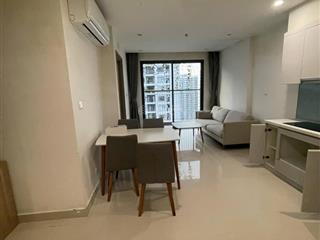 Bán căn 2pn 2wc tầng trung, full đồ, sảnh lễ tân, giá cực tốt,  0868 984 ***
