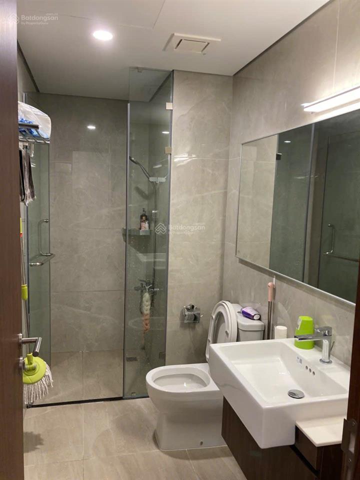 Cho thuê ch 2pn2wc, phân khu cao cấp masteri ch full đồ, tầng trung, view hồ điều hòa  0868 984 ***