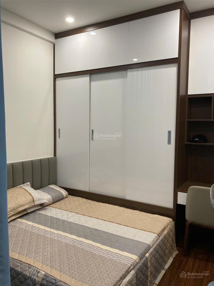 Cho thuê ch 2pn2wc, phân khu cao cấp masteri ch full đồ, tầng trung, view hồ điều hòa  0868 984 ***