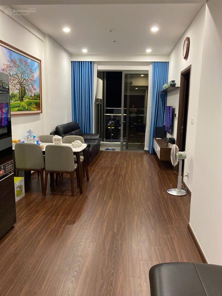 Cho thuê ch 2pn2wc, phân khu cao cấp masteri ch full đồ, tầng trung, view hồ điều hòa  0868 984 ***