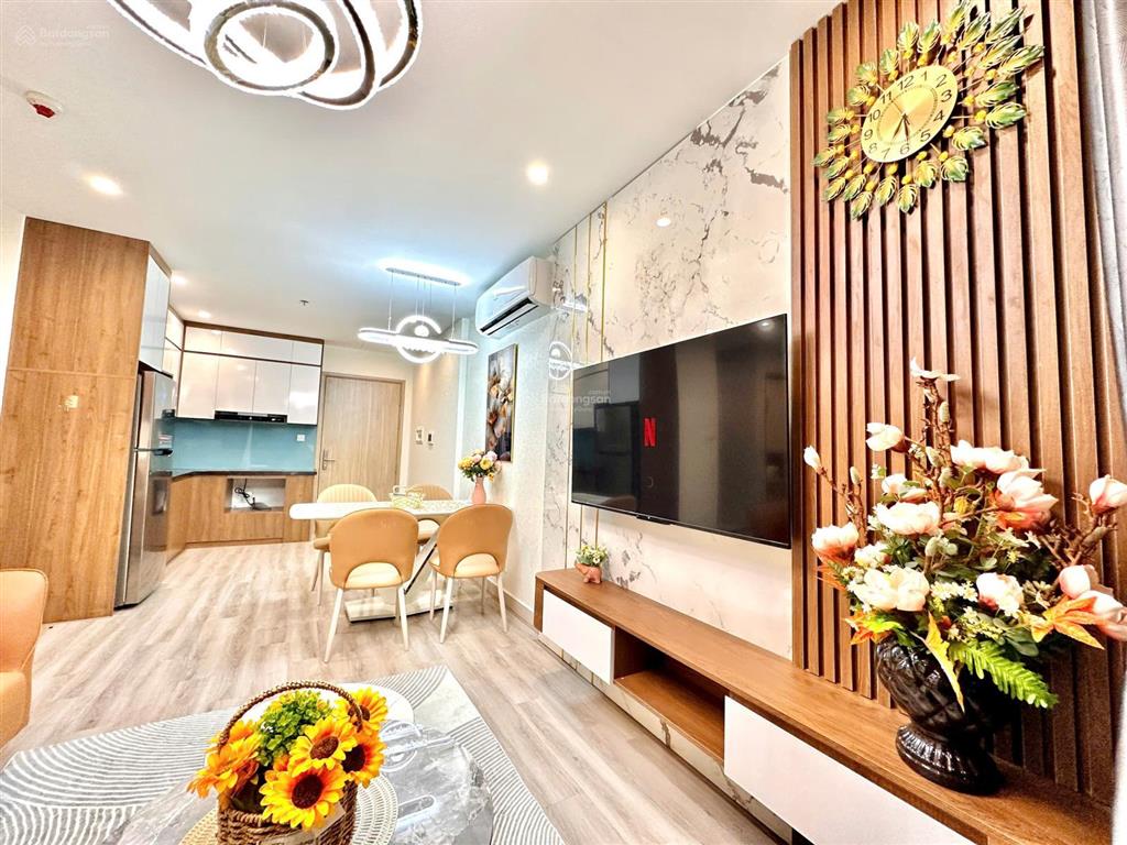 Bán căn 2pn1wc, tầng trung, full đồ đẹp, view hồ san hô cực thoáng,  0868 984 *** để xem nhà