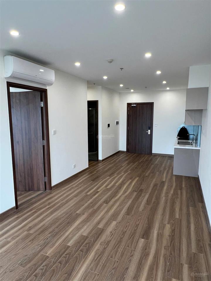 Bán căn hộ 2pn2wc phân khu zuzich căn hộ mới bàn giao, tầng trung, view hồ thoáng mát  0868 984 ***