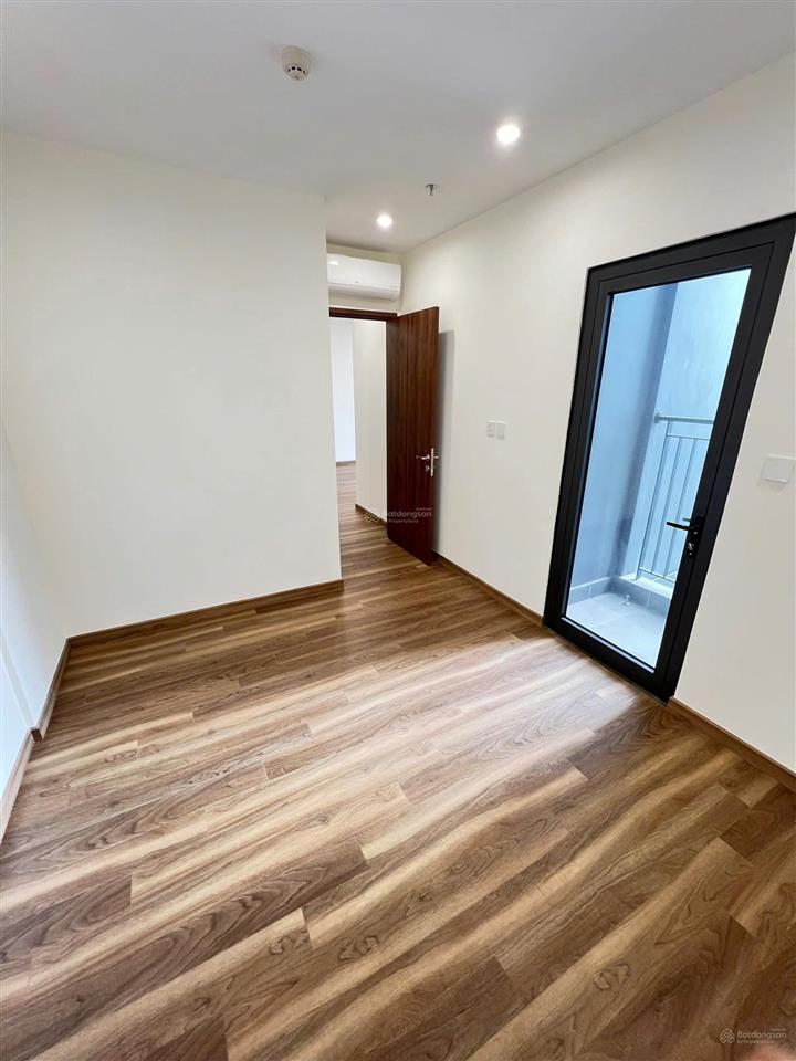 Bán căn hộ 2pn2wc phân khu zuzich căn hộ mới bàn giao, tầng trung, view hồ thoáng mát  0868 984 ***