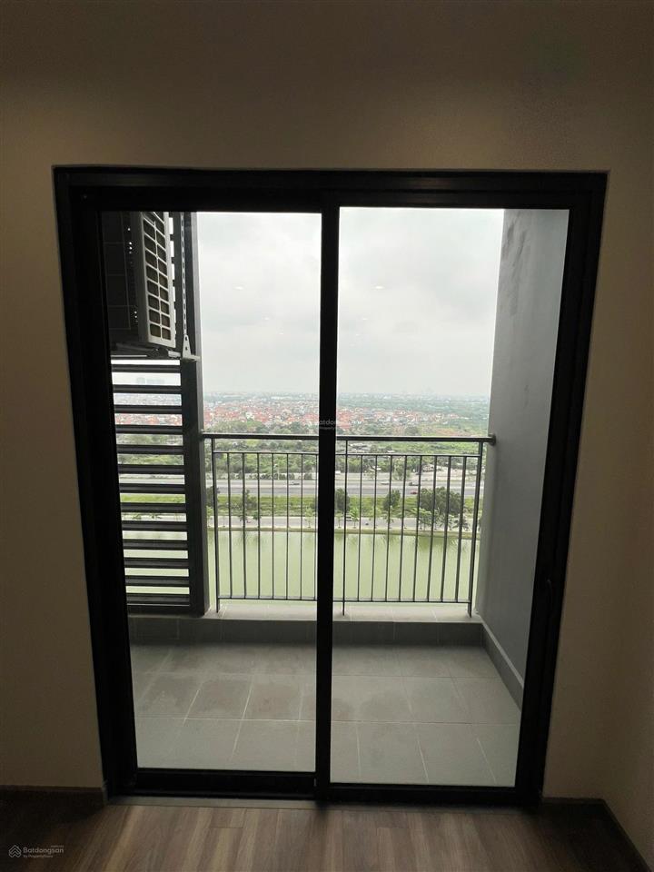 Bán căn hộ 2pn2wc phân khu zuzich căn hộ mới bàn giao, tầng trung, view hồ thoáng mát  0868 984 ***