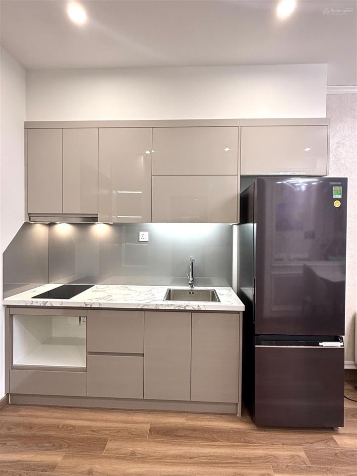 Bán căn hộ cc studio 30m2, tầng trung full đồ đẹp, tại vinhomes ocean park gia lâm, 2,4 tỷ