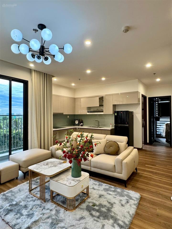 Cho thuê căn hộ 3pn 96m2 full đồ luxury, view hồ, giá 20tr  xem nhà 0868 984 ***