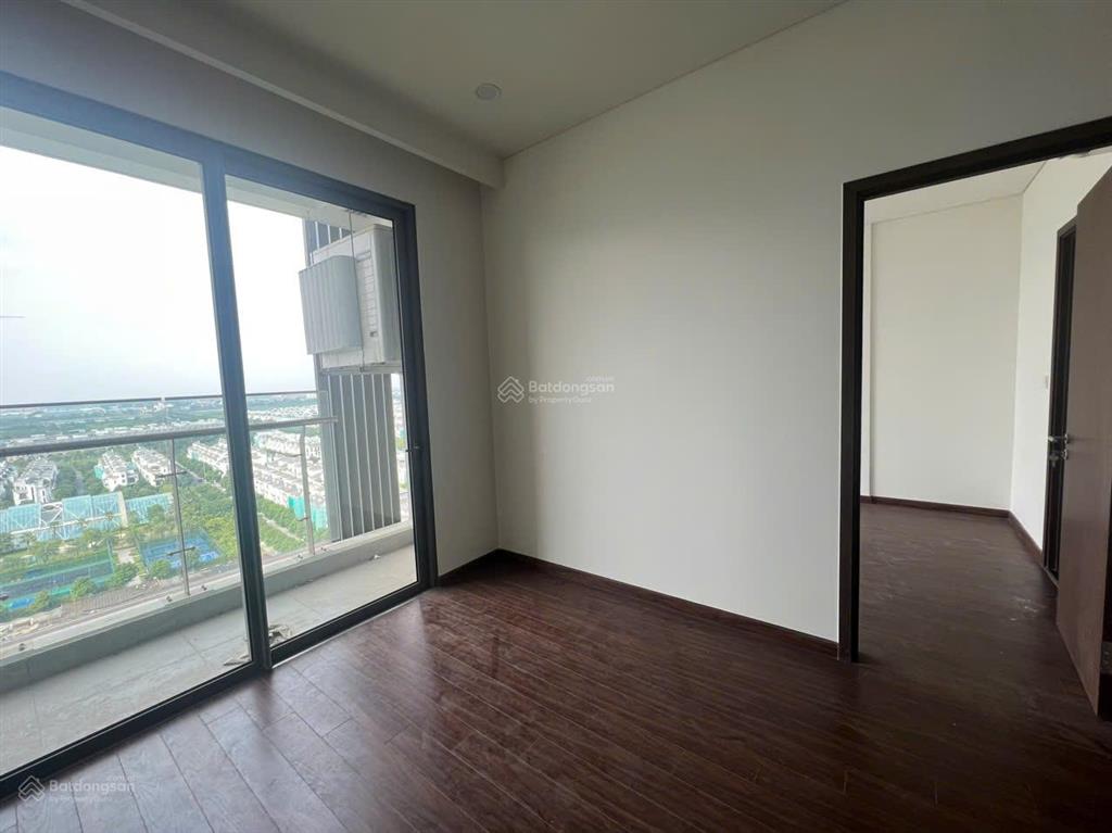 Cho thuê cc 2pn2wc nguyên bản tòa h2 masteri diện tích 60m2, tầng trung, view hồ biệt thự giá 8,5tr