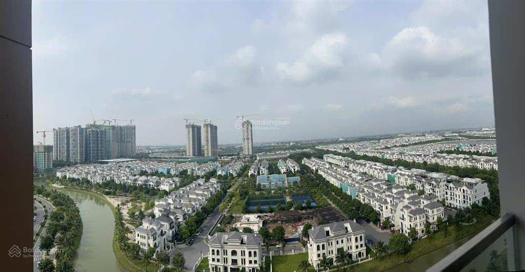 Cho thuê cc 2pn2wc nguyên bản tòa h2 masteri diện tích 60m2, tầng trung, view hồ biệt thự giá 8,5tr