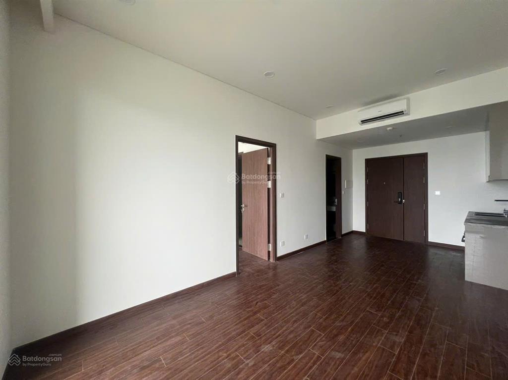 Cho thuê cc 2pn2wc nguyên bản tòa h2 masteri diện tích 60m2, tầng trung, view hồ biệt thự giá 8,5tr