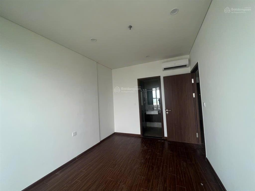 Cho thuê cc 2pn2wc nguyên bản tòa h2 masteri diện tích 60m2, tầng trung, view hồ biệt thự giá 8,5tr