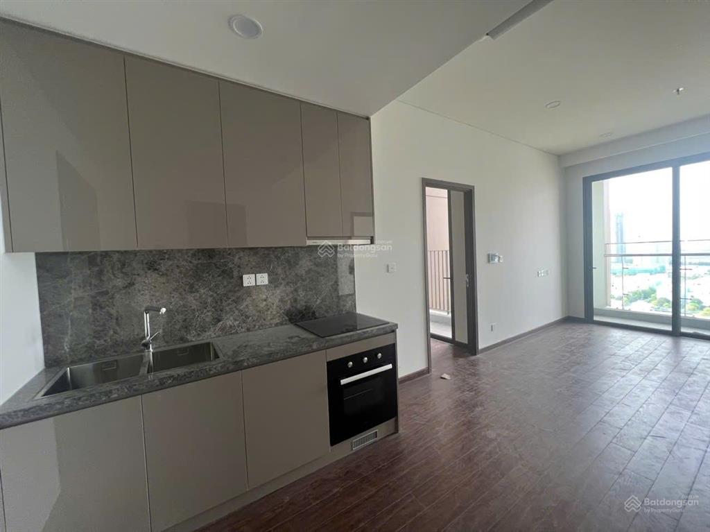 Cho thuê cc 2pn2wc nguyên bản tòa h2 masteri diện tích 60m2, tầng trung, view hồ biệt thự giá 8,5tr