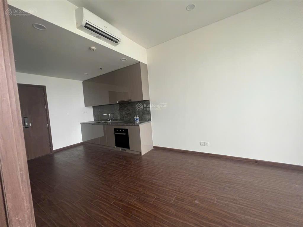 Cho thuê cc 1pn+1wc nguyên bản 48m2 tại masteri waterfront, view triệu đô, giá 7,5 triệu vnd