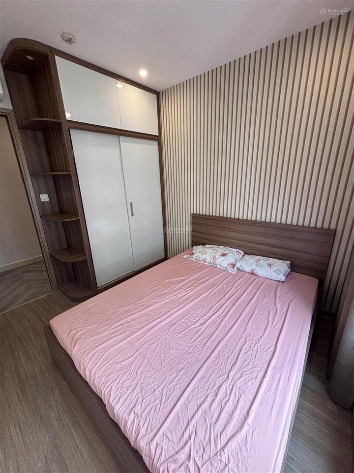 Bán căn hộ 3pn tầng trung, full đồ đẹp, giá hời thị trường 4ty250 0868 984 ***