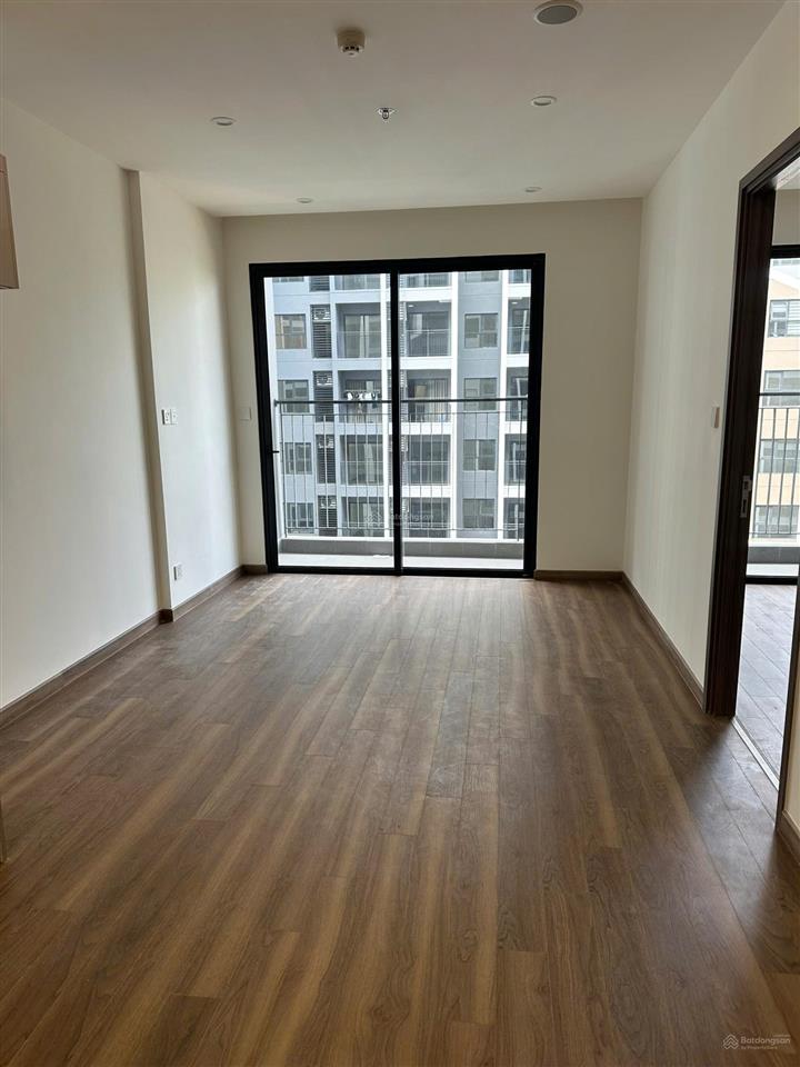 Cho thuê cc 1pn 1wc tại the beverly, nguyên bản, mới tinh giá 6,5tr  0868 984 ***
