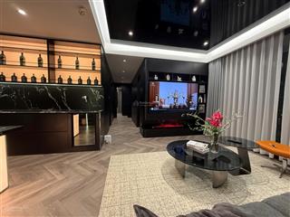 Em cần bán căn góc 3 phòng ngủ 110m2 có slot xe giá 15 tỷ có bớt 0354 864 ***