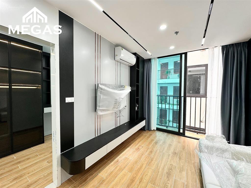 Hệ thống 1n1k ban công luxury  full nội thất mới tinh ngay ngay bưởi, đào tấn, lotte hà nội