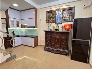 CHO THUÊ NGUYÊN CĂN PHỐ HUẾ, NHÀ ĐẸP, ĐỦ ĐỒ, 3 NGỦ, 12TR 0965549363