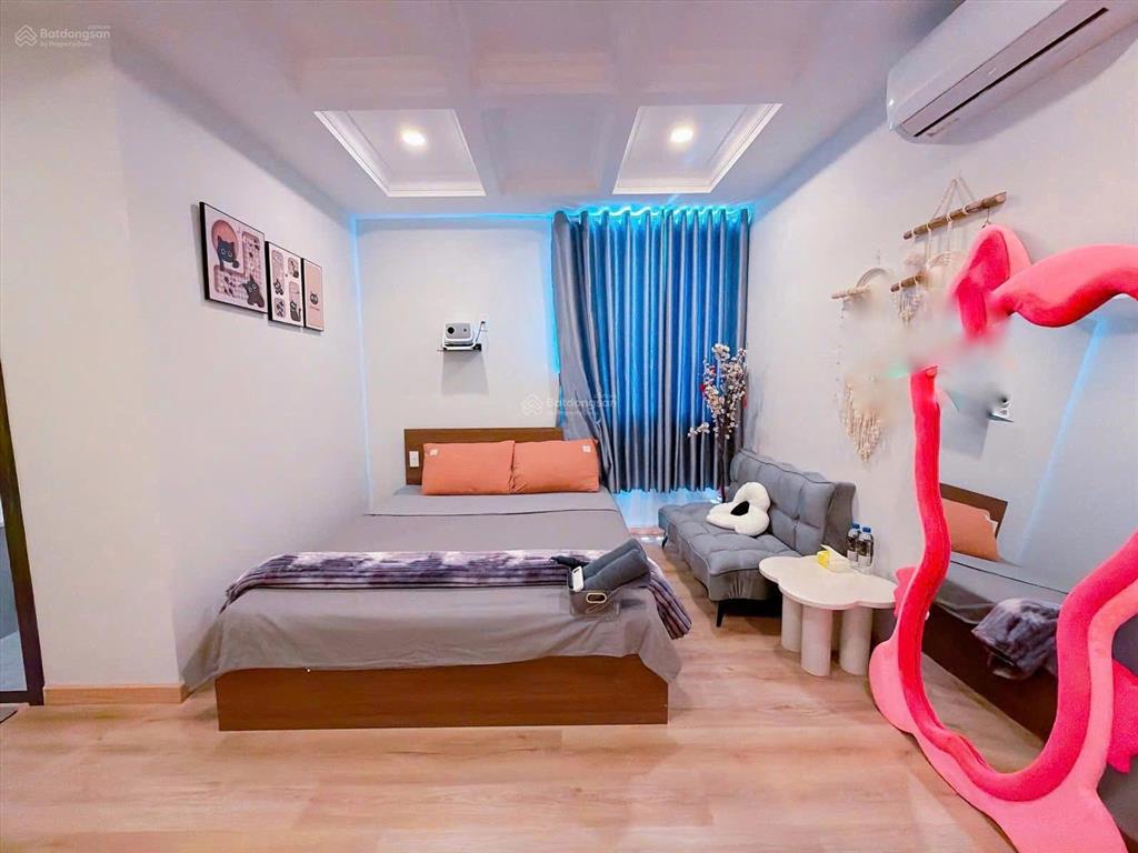 Bán khách sạn mới xây dựng vừa hoạt động trung tâm biên hoà