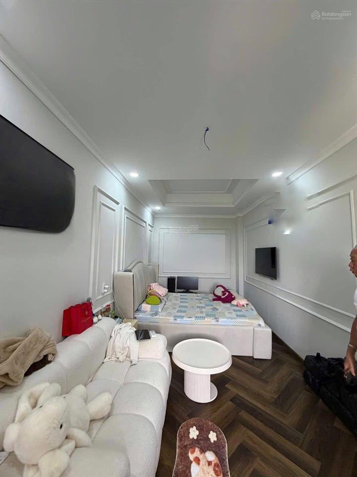 Bán khách sạn mới xây dựng vừa hoạt động trung tâm biên hoà