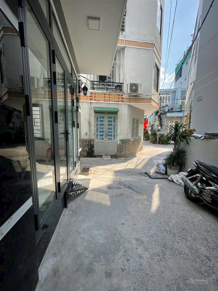 Cần bán gấp nhà chính chủ gò vấp, full công năng nhà đẹp ở ngay, hẻm xe hơi sổ riêng chỉ 4tỷ650