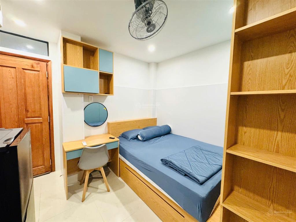 Cho thuê phòng full nội thất phú nhuận, gần quận 1, gần sân bay, máy giặt riêng, ở ngay chỉ  5tr/th