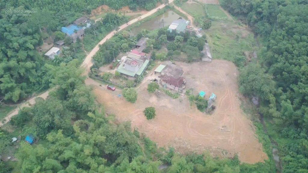 Bán 4200m2 đất nghỉ dưỡng ven suối tại lạc thủy hòa bình
