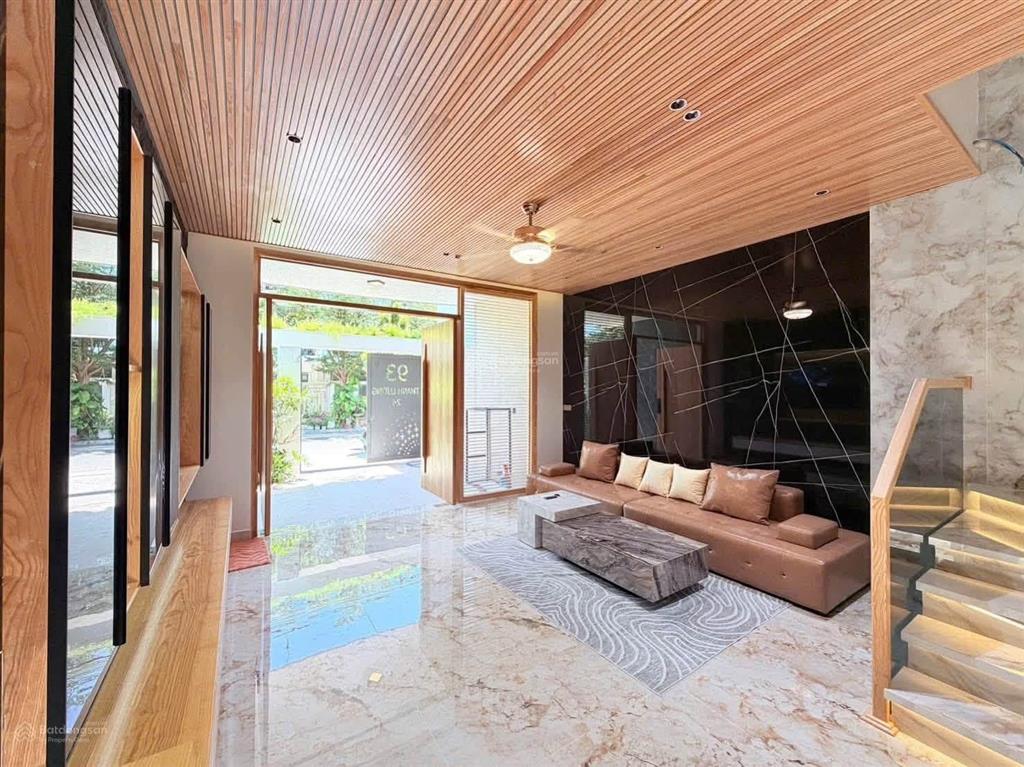 Bán nhà 3 tầng full nội thất view công viên phạm xuân ẩn và thanh lương 24 phường hoà xuân đà nẵng