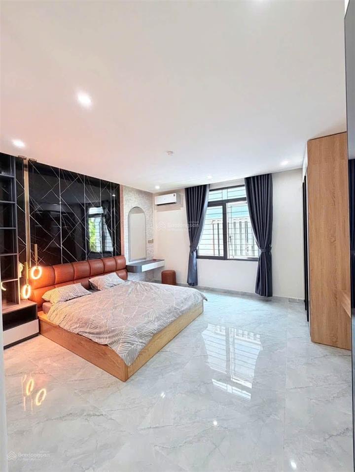 Bán nhà 3 tầng full nội thất view công viên phạm xuân ẩn và thanh lương 24 phường hoà xuân đà nẵng