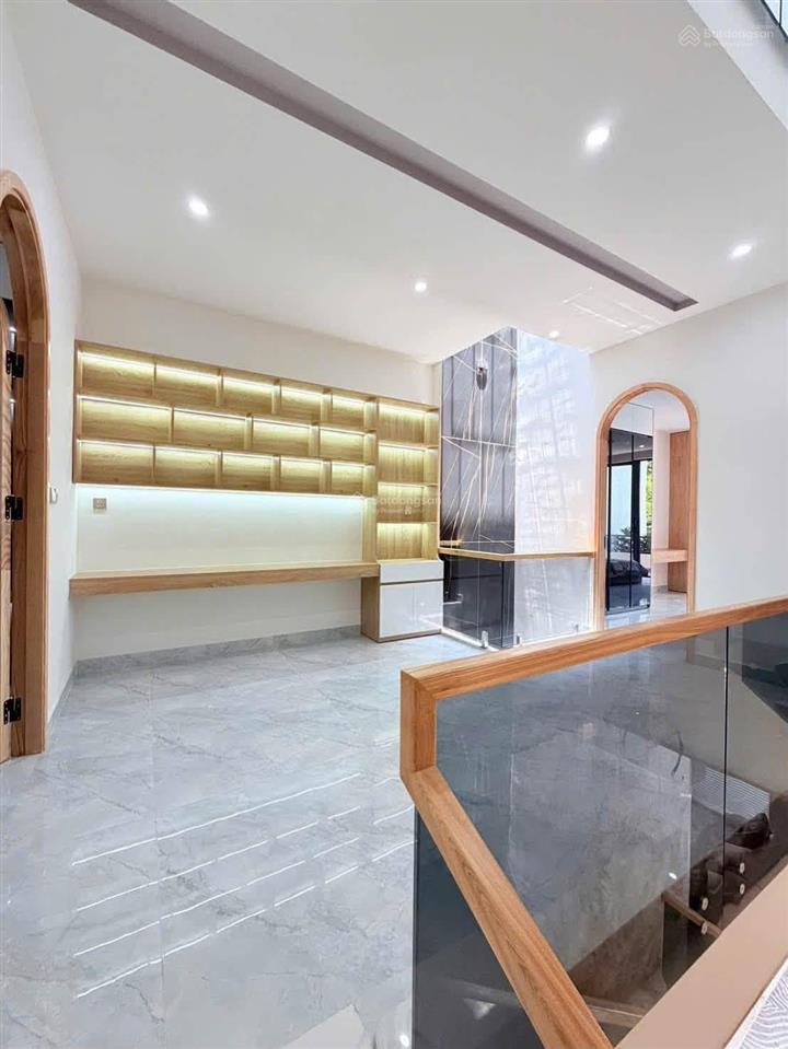 Bán nhà 3 tầng full nội thất view công viên phạm xuân ẩn và thanh lương 24 phường hoà xuân đà nẵng