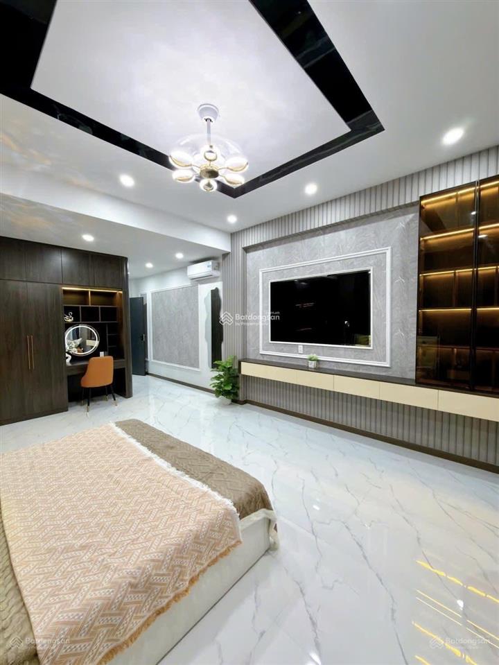 Nhà hẻm xe hơi lý thường kiệt, phường 14, quận 10, dt 5x13m, 2 tầng, giá 11,5 tỷ
