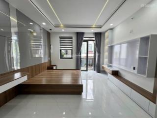Bán nhà mặt tiền trần phú, phường 4, quận 5, dt 4x11m, 2 tầng, giá 8,5 tỷ
