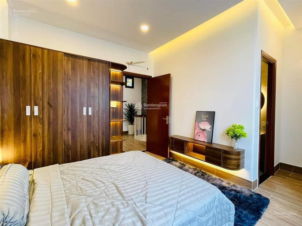 Bán nhà đường tô hiến thành, phường 14, quận 10, dt 4,1x16m, 5 tầng, giá 12,5 tỷ