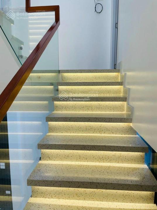 Bán nhà đường nguyễn trãi gần trường bàu sen, p2, quận 5, dt 3,2x10m, trệt 4 lầu, giá 7,5 tỷ