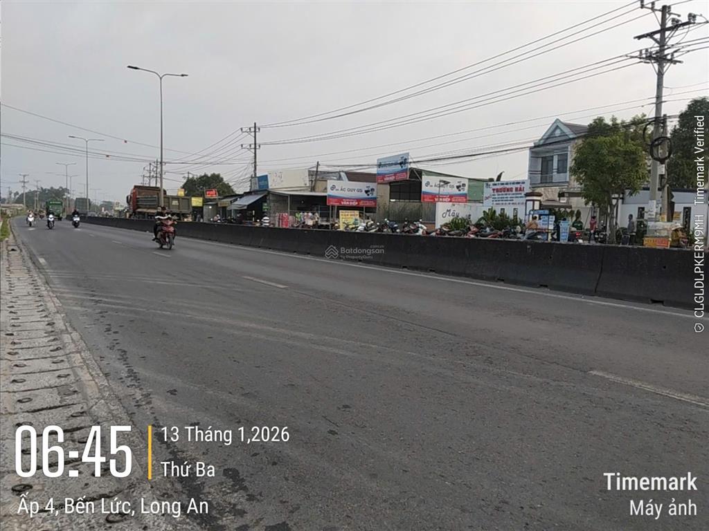 Bán nền đất giá rẻ gần cổng dự án lago centro mặt tiền vành đai 4 bến lức long an