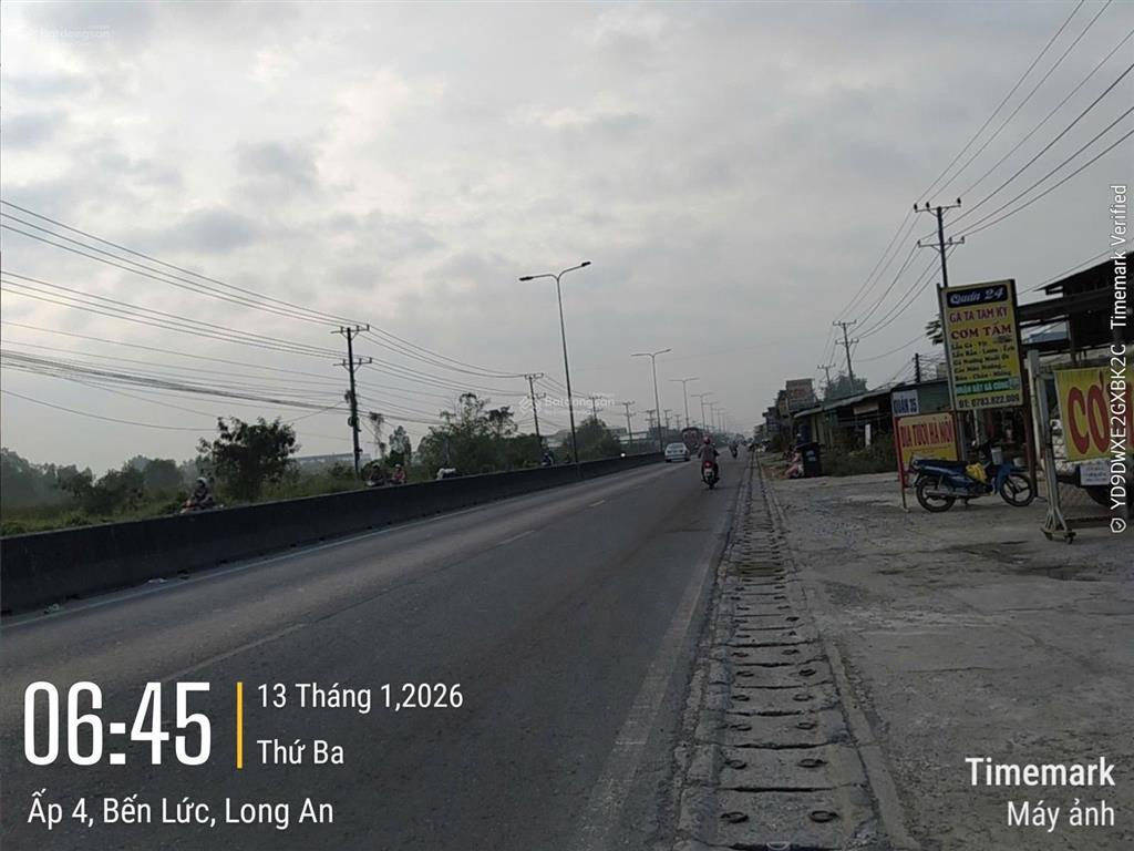 Bán nền đất giá rẻ gần cổng dự án lago centro mặt tiền vành đai 4 bến lức long an